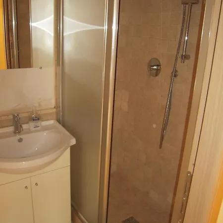 Corallo Donizetti Bed & Breakfast 2*